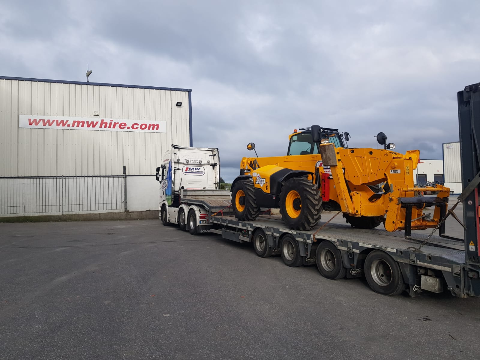 Demo JCB 20 meter sold to Tipperary based construction company
